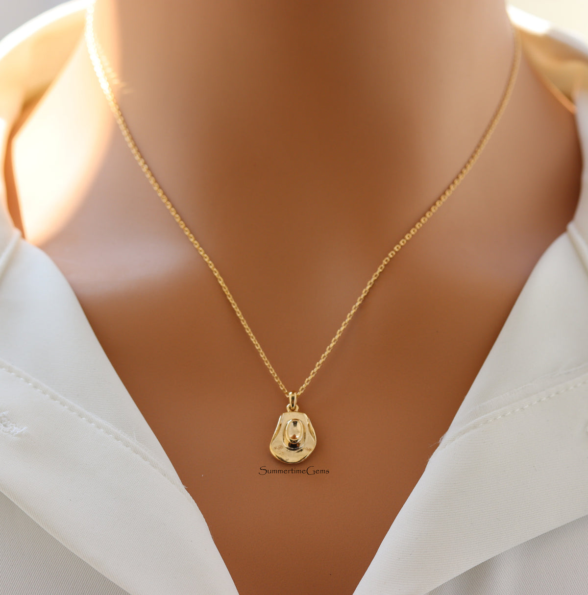 STG 14K Gold Plated Western Cowgirl Hat Pendant Necklace – Trendy Western-Inspired Jewelry
