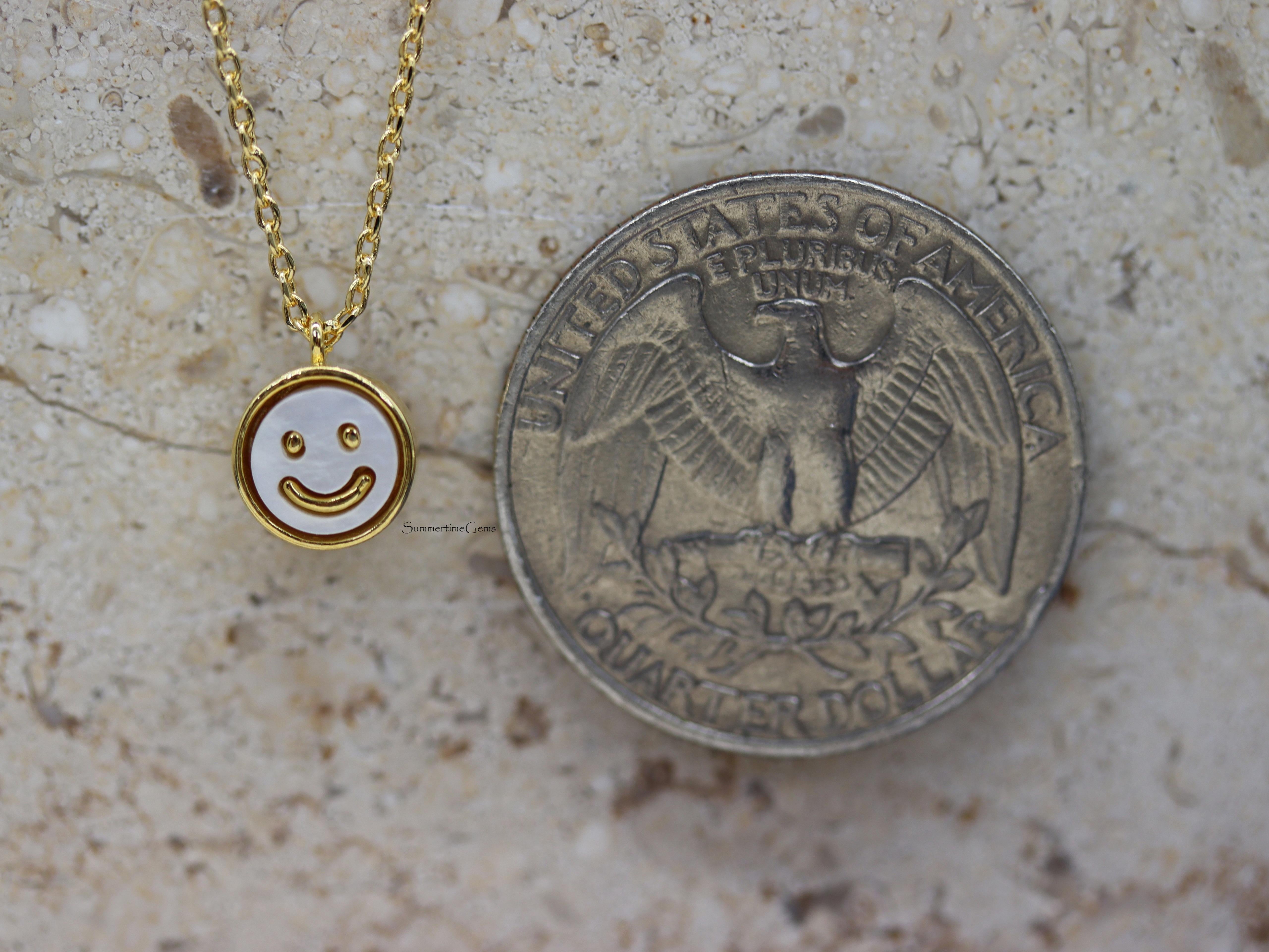 STG 18K Gold Plated Dainty Enamel Smiley Face Pendant Necklace – Fun and Playful Jewelry for Everyday Positivity