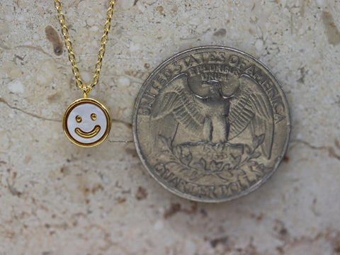 STG 18K Gold Plated Dainty Enamel Smiley Face Pendant Necklace – Fun and Playful Jewelry for Everyday Positivity