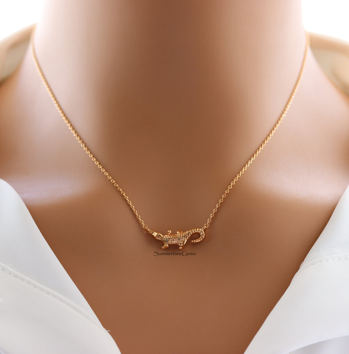 STG 18K Gold Plated Alligator Pendant Necklace – Bold Animal Jewelry for Nature & Wildlife Lovers