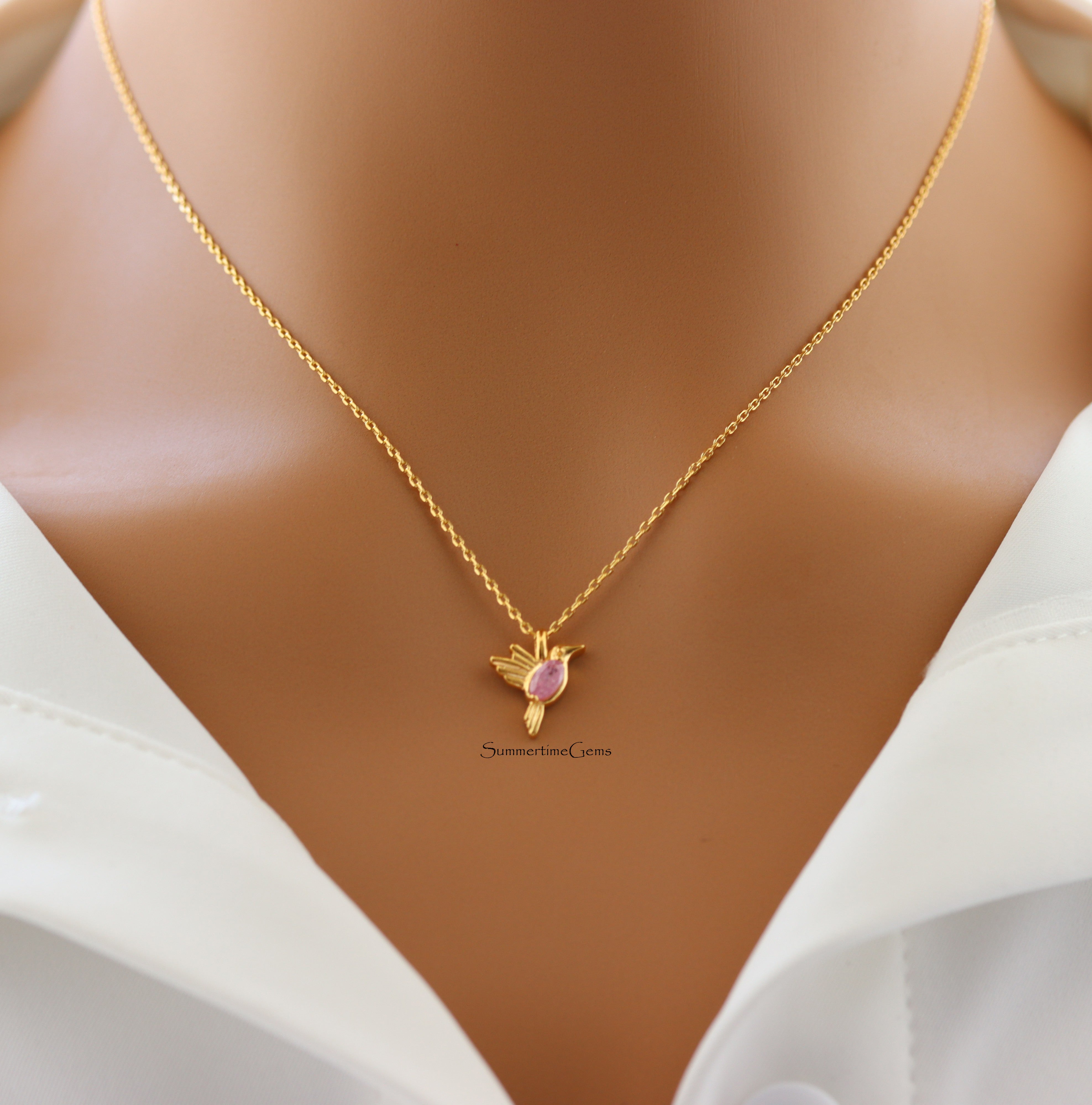 STG 18K Gold Plated Oval Gem Bird Pendant Necklace – Elegant Nature-Inspired Jewelry with Gemstone Accent