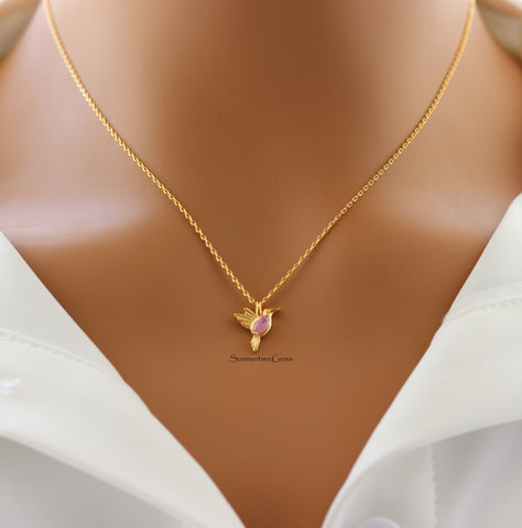 STG 18K Gold Plated Oval Gem Bird Pendant Necklace – Elegant Nature-Inspired Jewelry with Gemstone Accent