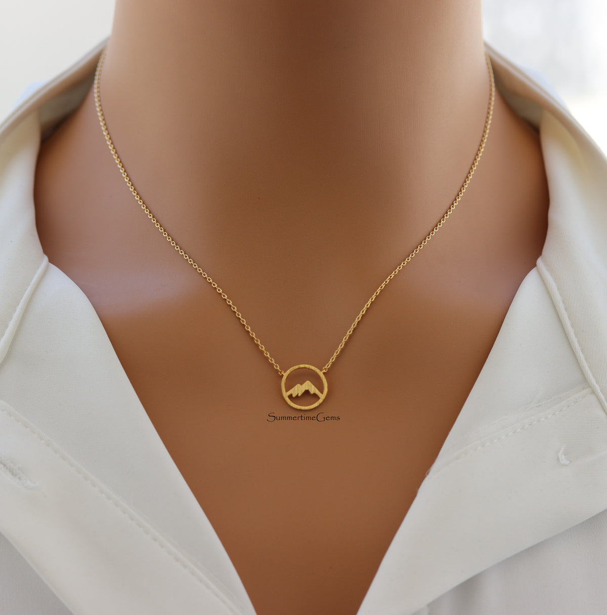 STG 18K Gold Plated Mountain Range Cutout Circle Pendant Necklace – Adventure-Inspired Jewelry for Nature Lovers
