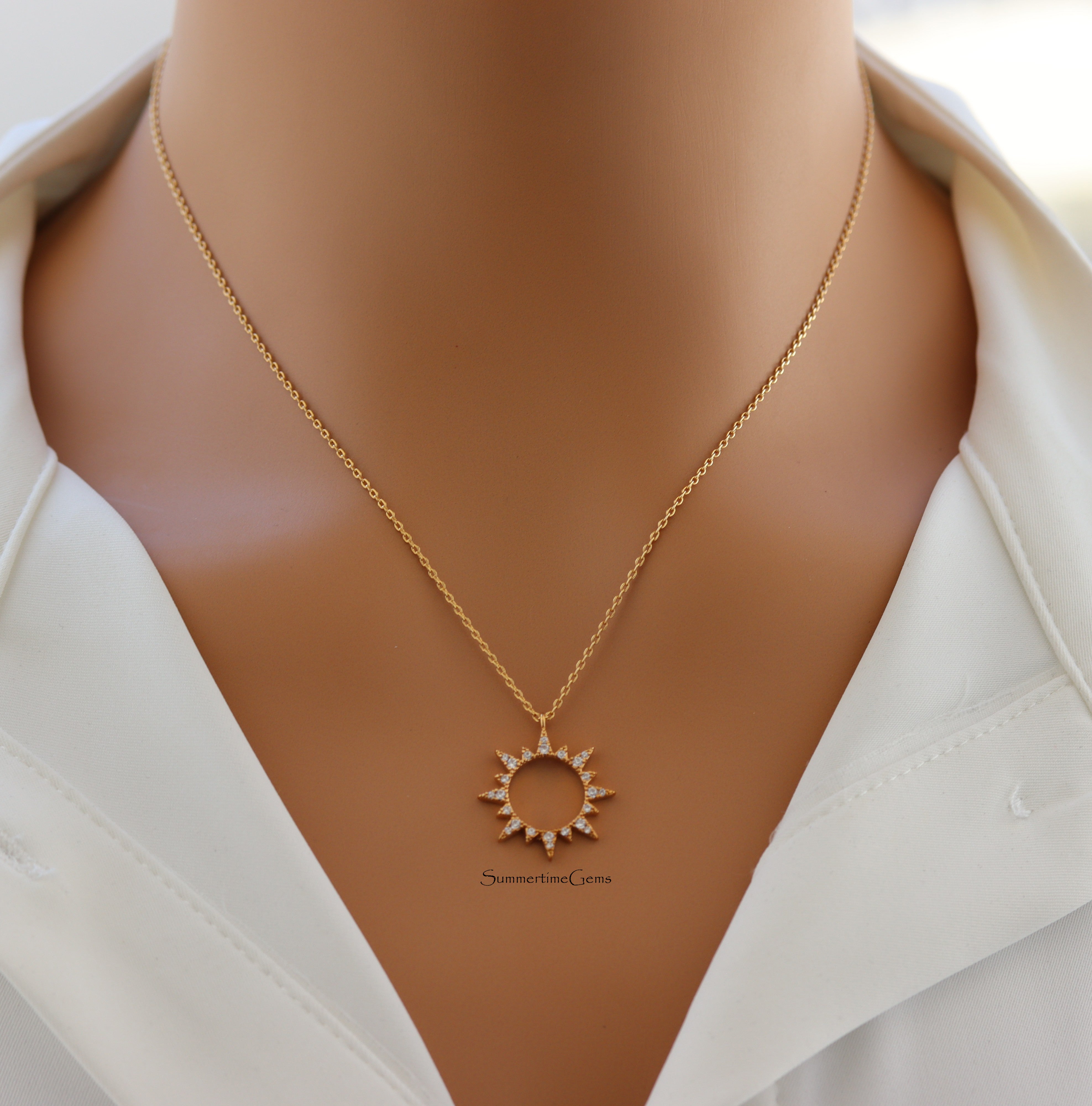 STG 18K Gold Plated Sunburst Pendant Necklace – Dainty Celestial Jewelry for Women