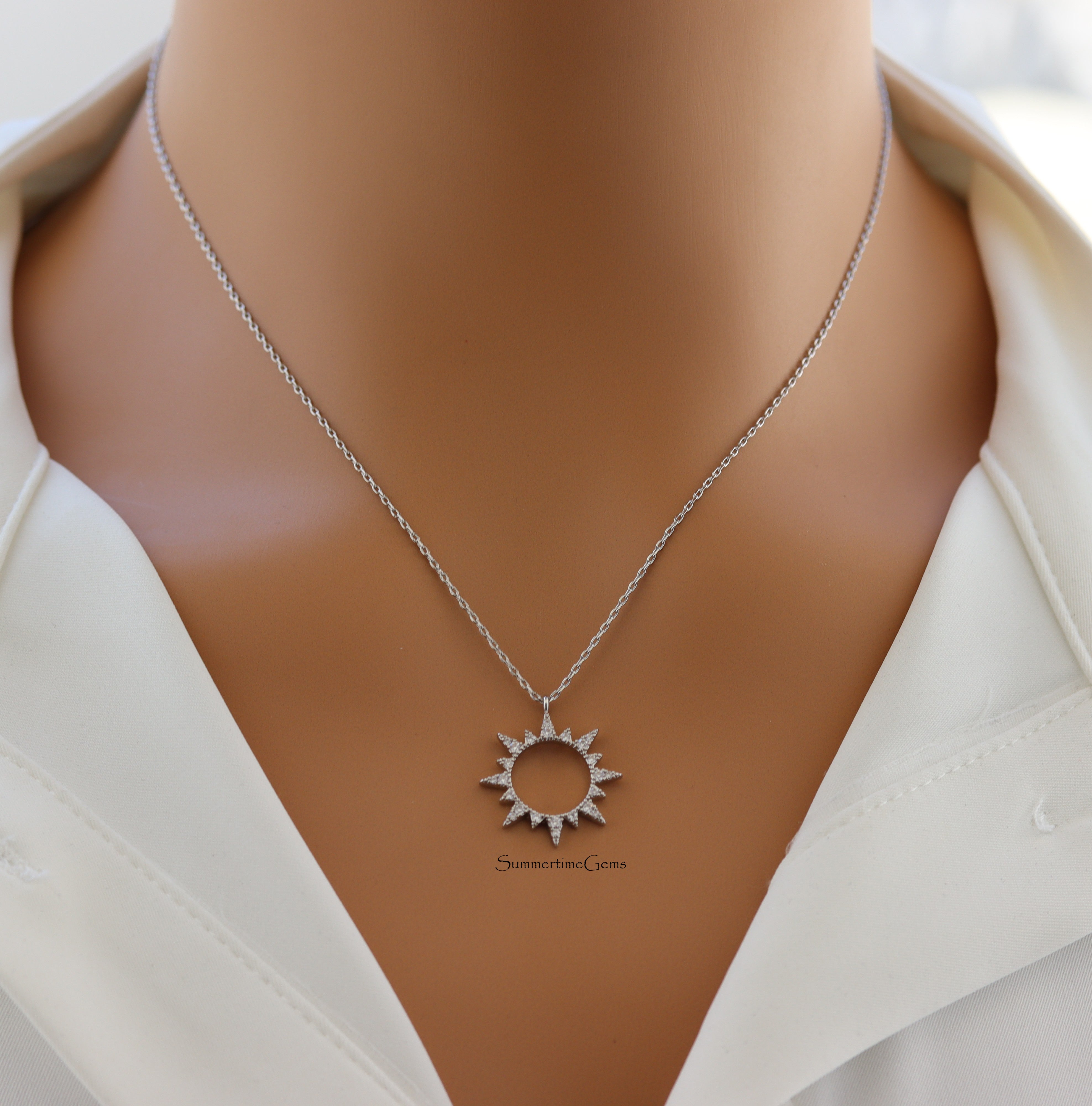 STG 18K Gold Plated Sunburst Pendant Necklace – Dainty Celestial Jewelry for Women