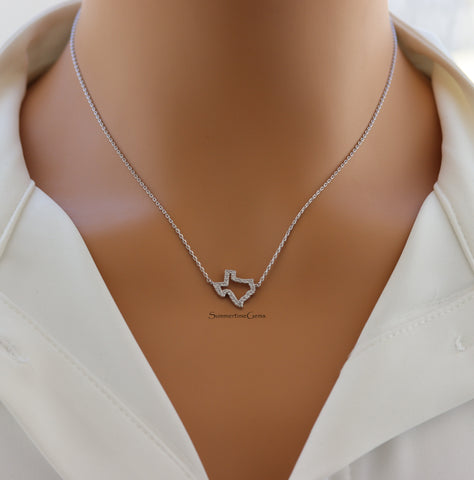 STG 18K Gold Plated Rhinestone Trim Texas State Pendant Necklace – Sparkly State Pride Jewelry for Bold Southern Style
