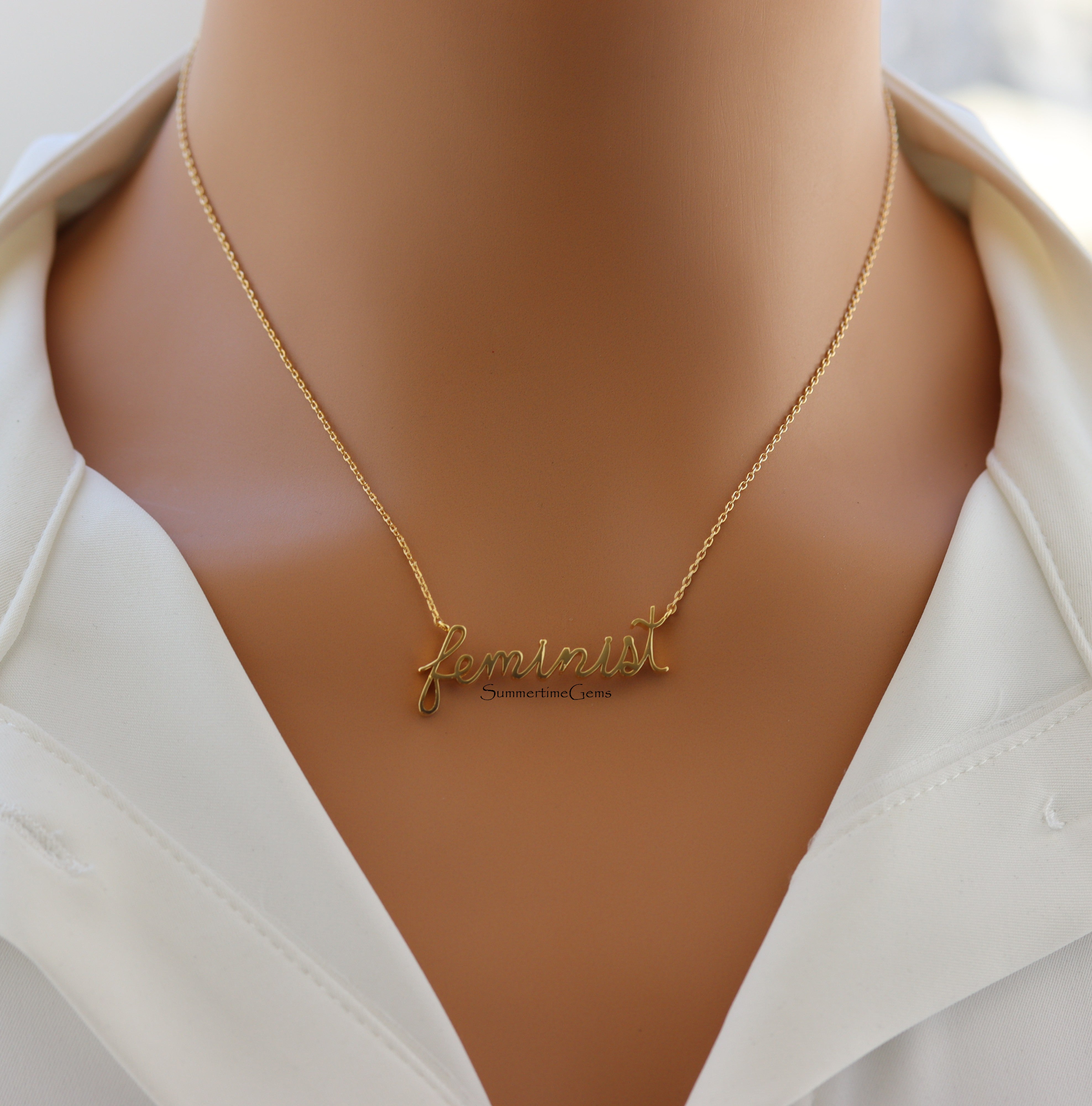 STG 18K Gold Plated Handwritten “Feminist” Pendant Necklace for Women – Empowerment Jewelry, Dainty Gift for Her
