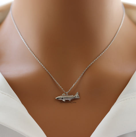 STG 18K Gold Plated Dainty 3D Fish Pendant Necklace – Ocean-Inspired Minimalist Jewelry for Beach Lovers & Dreamers