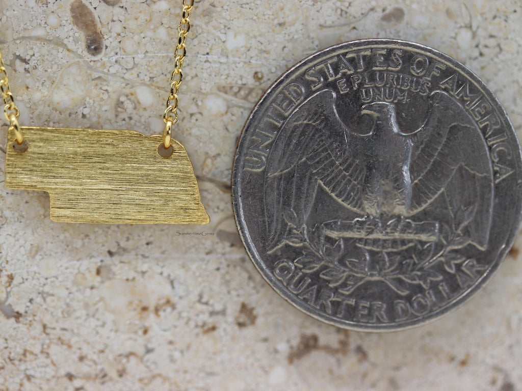 STG 18K Gold Plated Dainty Brushed Nebraska State Pendant Necklace – Minimalist Home State Jewelry for Everyday Wear