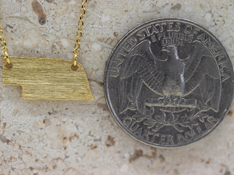 STG 18K Gold Plated Dainty Brushed Nebraska State Pendant Necklace – Minimalist Home State Jewelry for Everyday Wear