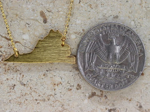 STG 18K Gold Plated Dainty Brushed Virginia State Pendant Necklace – Minimalist State Pride Jewelry for Everyday Wear