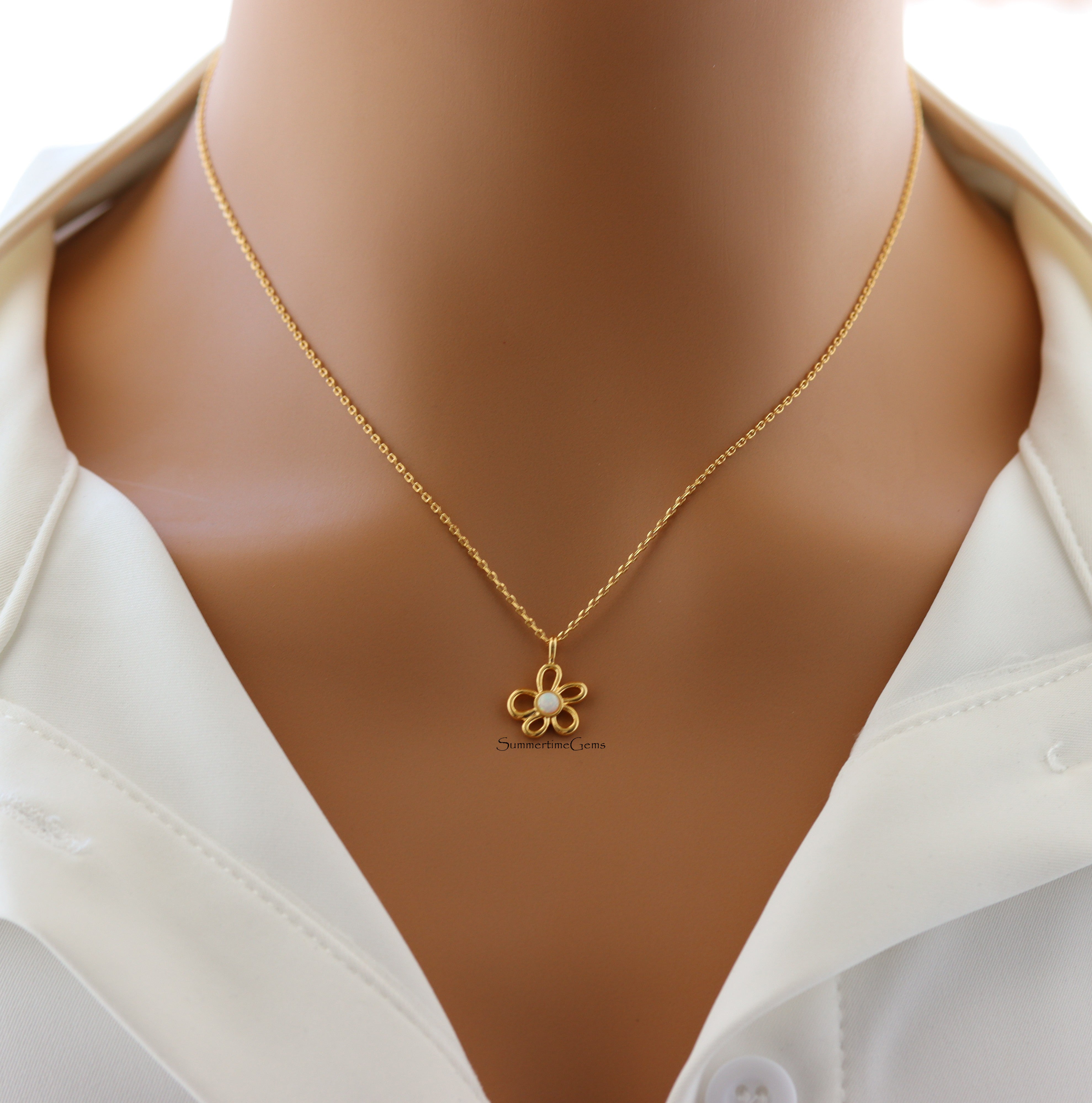 STG 18K Gold Plated Dainty Opal Cutout Flower Pendant Necklace – Elegant Nature-Inspired Jewelry