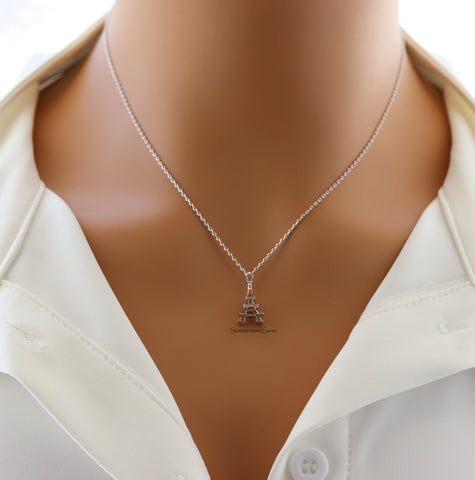 STG 18K Gold Plated Dainty 3D Eiffel Tower Pendant Necklace – Paris-Inspired Jewelry for Dreamers and Travelers