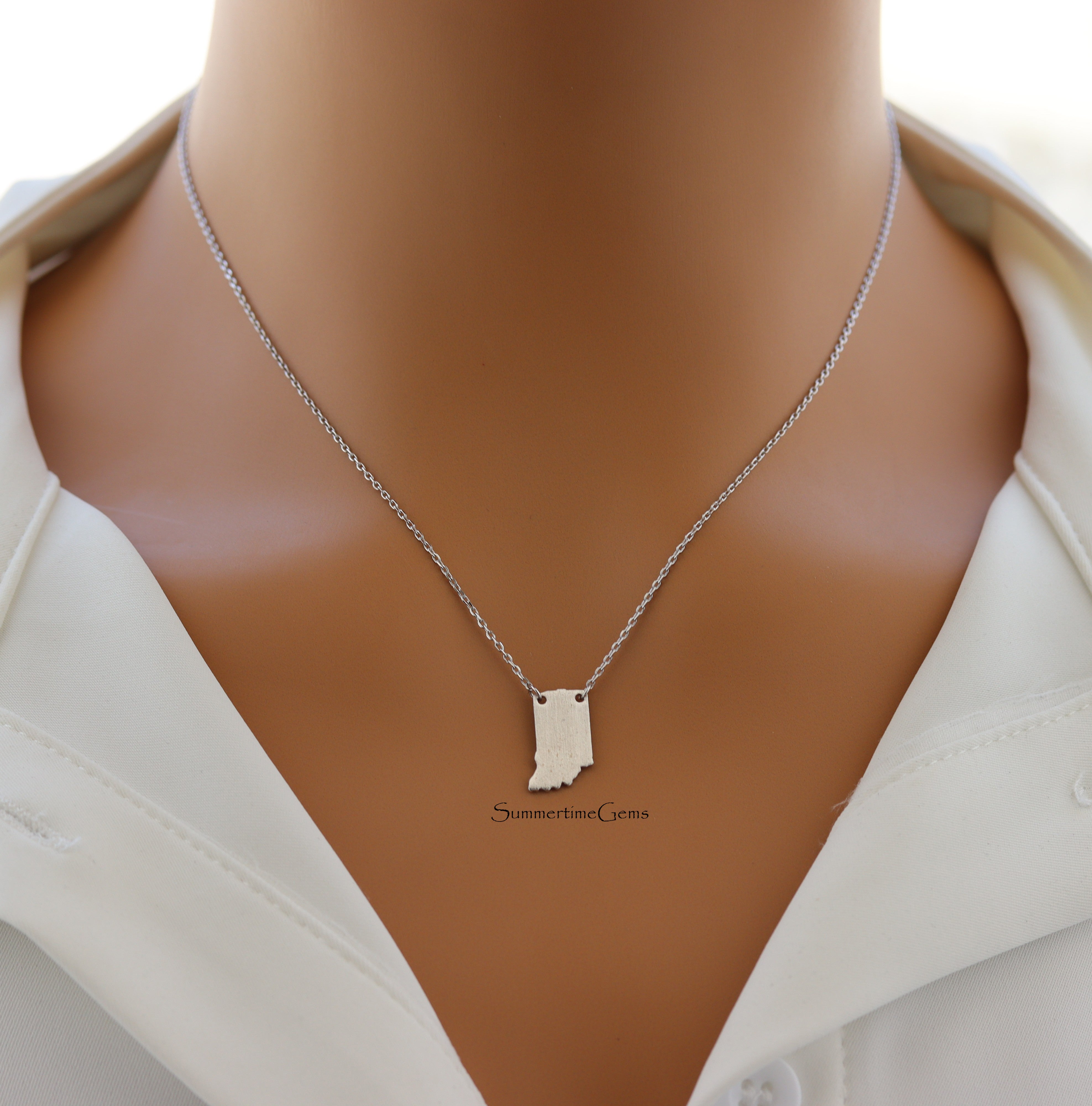 STG 18K Gold Plated Dainty Brushed Indiana State Pendant Necklace – Minimalist Midwest Pride Jewelry for Everyday Wear