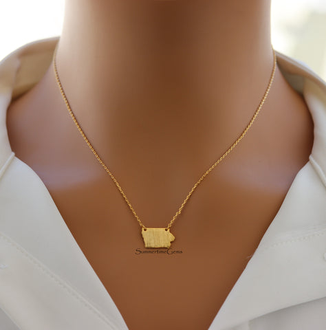 STG 18K Gold Plated Dainty Brushed Iowa State Pendant Necklace – Minimalist Midwest Pride Jewelry for Everyday Wear