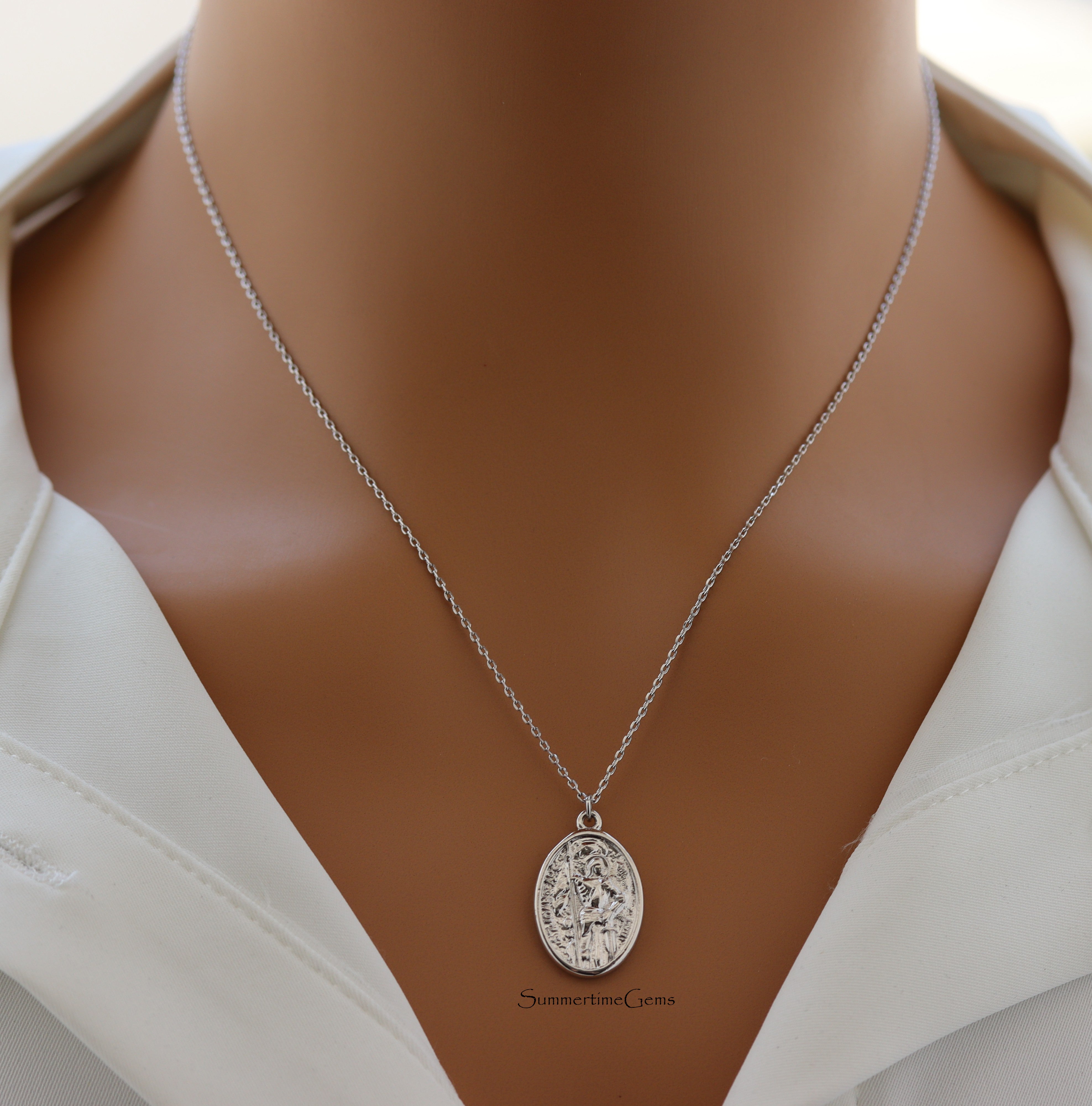 STG 14K Gold Plated St. Joan of Arc Oval Pendant Necklace – Inspirational Catholic Jewelry for Strength and Faith
