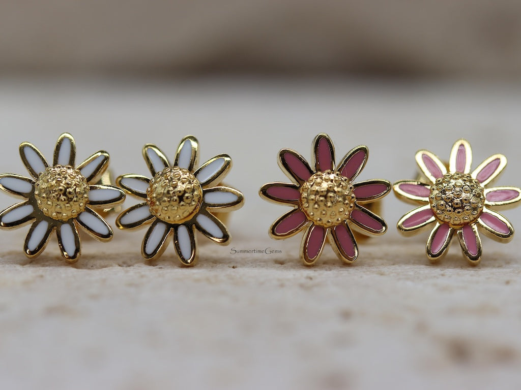 STG Dainty Mini Daisy Flower Stud Earrings