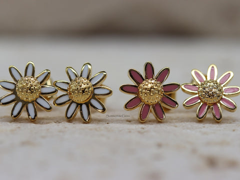 STG Dainty Mini Daisy Flower Stud Earrings