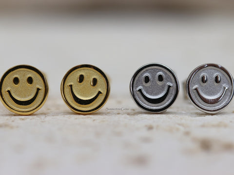 STG Dainty Smiley Face Stud Earrings