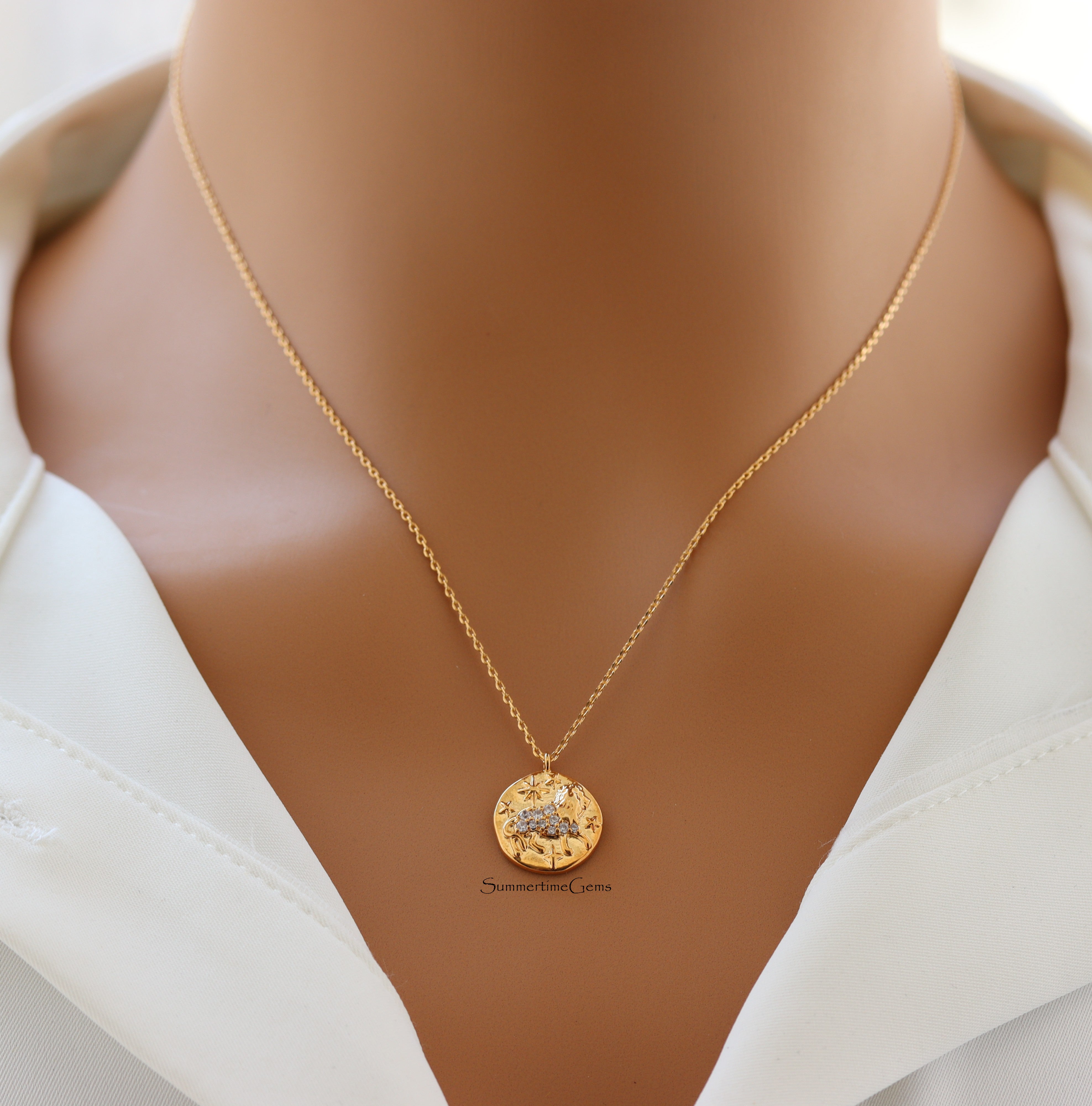 STG 18K Gold Plated Leo Constellation Zodiac Pendant Necklace (July 23 – August 22) – Bold Astrology Jewelry for Confident Queens
