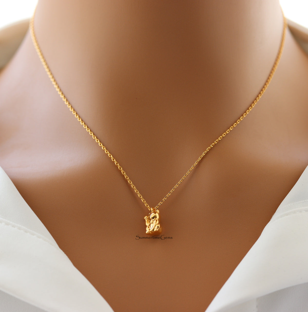 STG 18K Gold Plated Lucky Cat Pendant Necklace – Cute Good Luck Charm Jewelry for Positive Energy