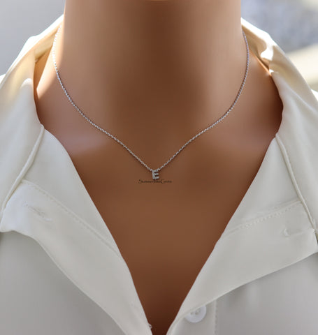 STG 18K Gold Plated Dainty Mini Rhinestone Initial "E" Pendant Necklace – Sparkly Personalized Jewelry Gift