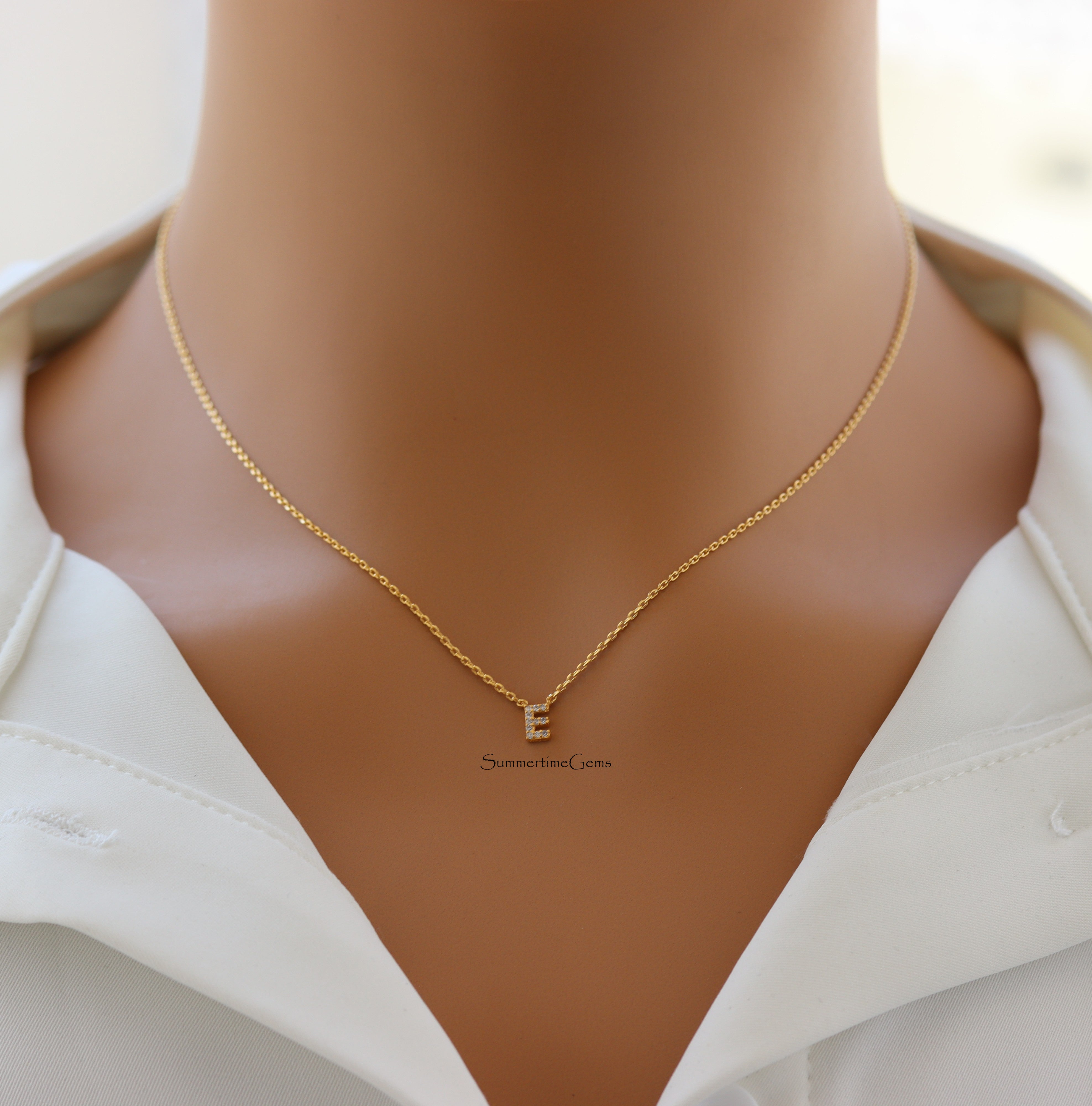 STG 18K Gold Plated Dainty Mini Rhinestone Initial "E" Pendant Necklace – Sparkly Personalized Jewelry Gift