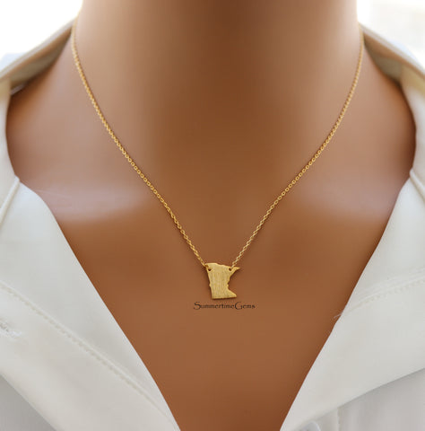 STG 18K Gold Plated Dainty Brushed Minnesota State Pendant Necklace – Minimalist Home State Jewelry for Everyday Wea