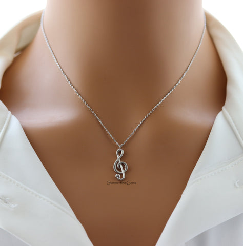 STG 18K Gold Plated Music Note Pendant Necklace – Elegant Jewelry Gift for Musicians and Music Lovers