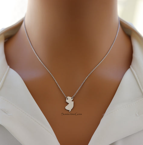 STG 18K Gold Plated Dainty Brushed New Jersey State Pendant Necklace – Minimalist State Pride Jewelry for Everyday Wear