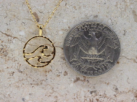 STG 18K Gold Plated Dainty Wave Cutout Coin Pendant Necklace – Minimalist Ocean-Inspired Jewelry for Beach Lovers