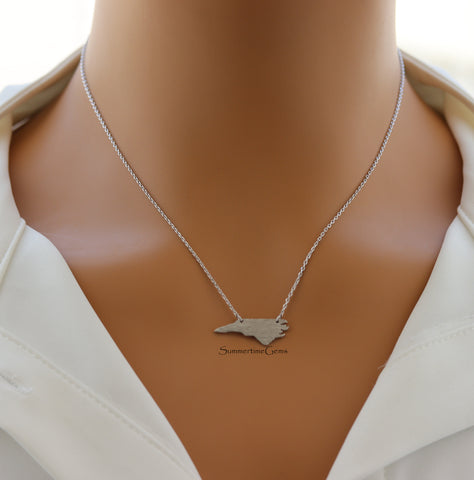 STG 18K Gold Plated Brushed North Carolina State Pendant Necklace – Minimalist State Pride Jewelry