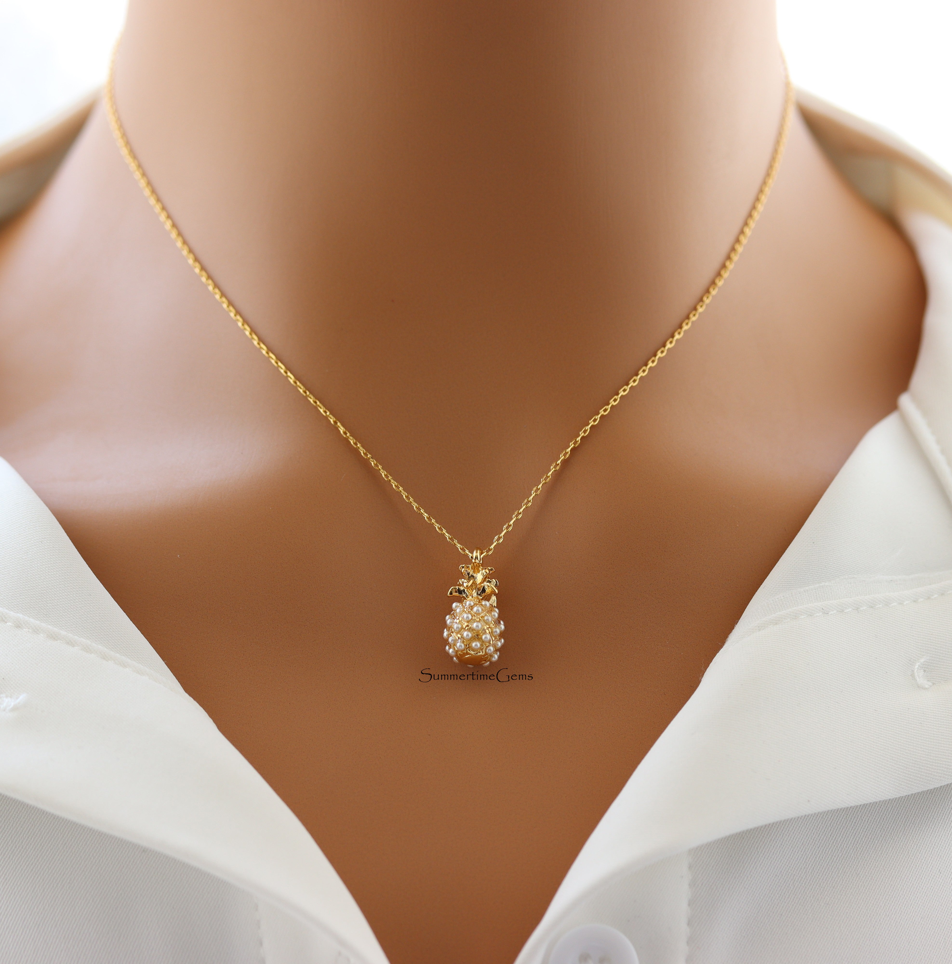 STG 18K Gold Plated Pearl Pineapple Pendant Necklace – Tropical-Inspired Dainty Jewelry for a Sweet Summer Look