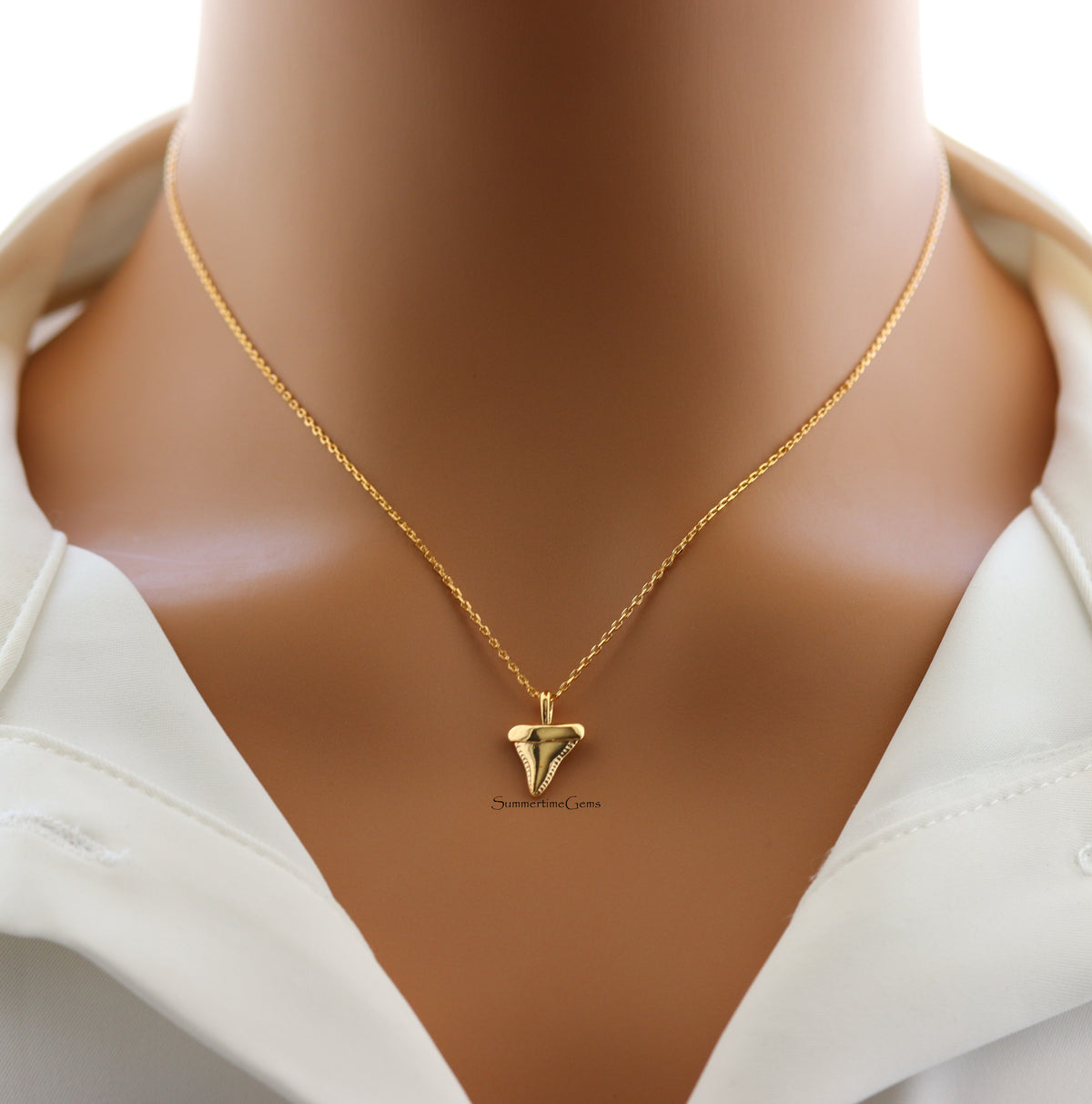 STG 18K Gold Plated Shark Tooth Pendant Necklace – Bold Ocean-Inspired Jewelry for Everyday Edge