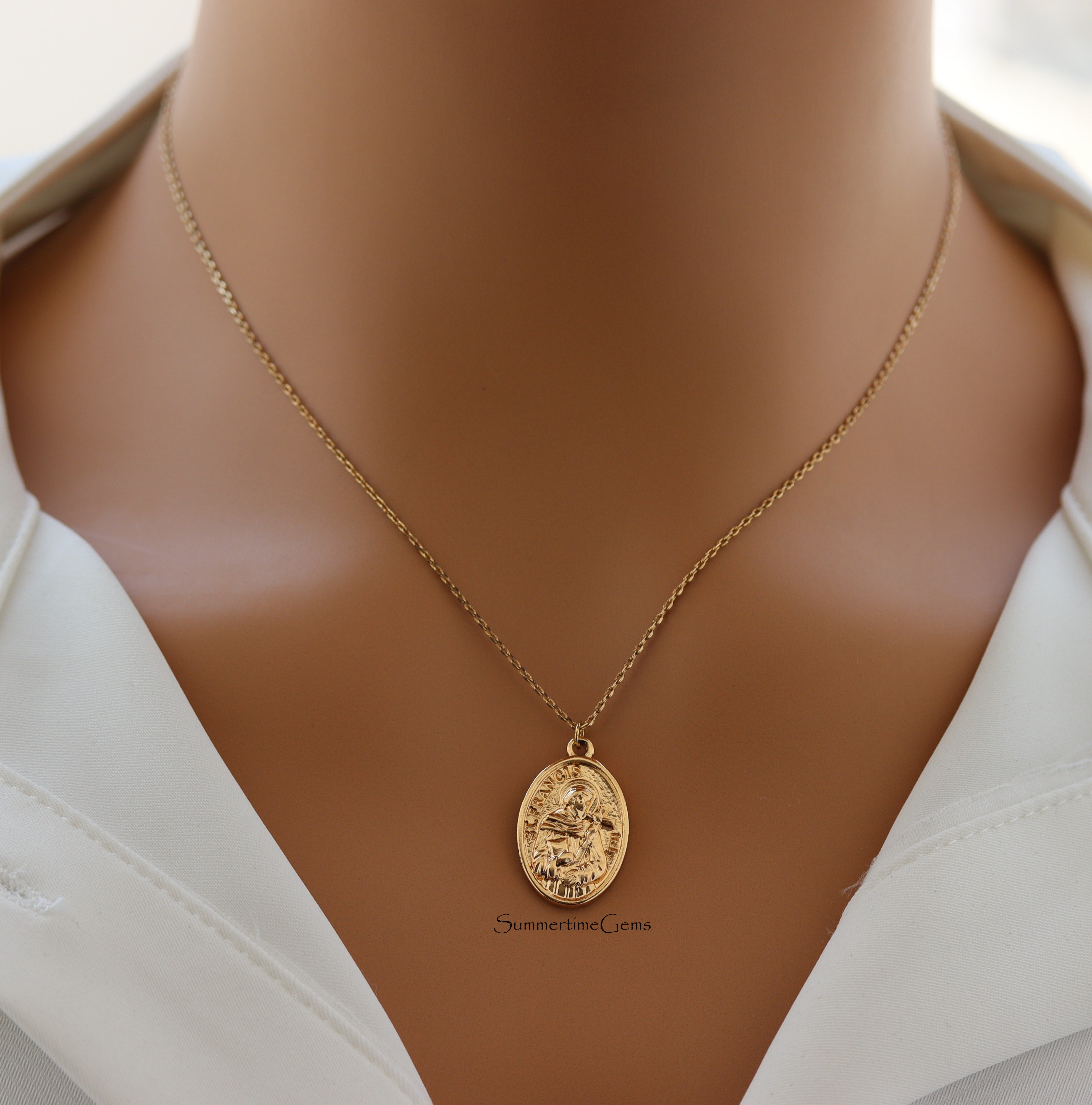 STG 14K Gold Plated St. Francis Oval Pendant Necklace – Meaningful Religious Jewelry for Everyday Faith