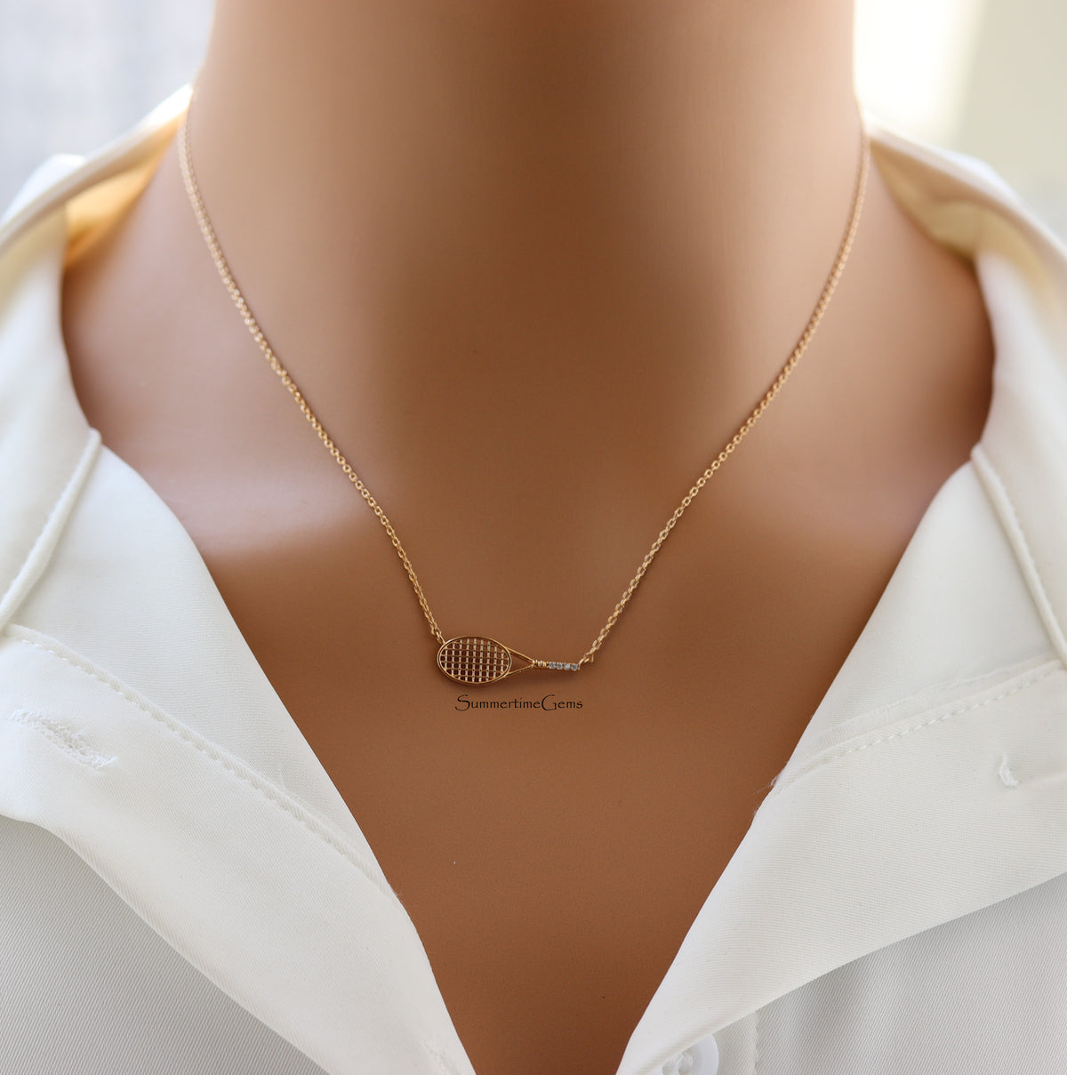 STG 18K Gold Plated Tennis Racket Pendant Necklace – Sporty & Stylish Jewelry for Tennis Lovers