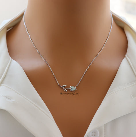 STG 18K Gold Plated Dainty Opal Tulip Pendant Necklace – Elegant Nature-Inspired Jewelry Gift for Her