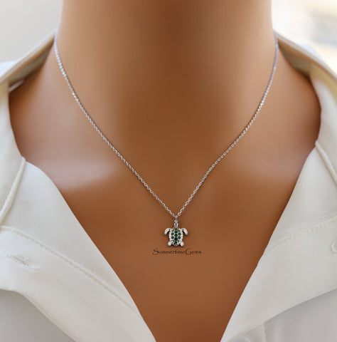 STG 18K Gold Plated Epoxy Turtle Pendant Necklace for Women – Ocean-Inspired Dainty Sea Life Jewelry Gift