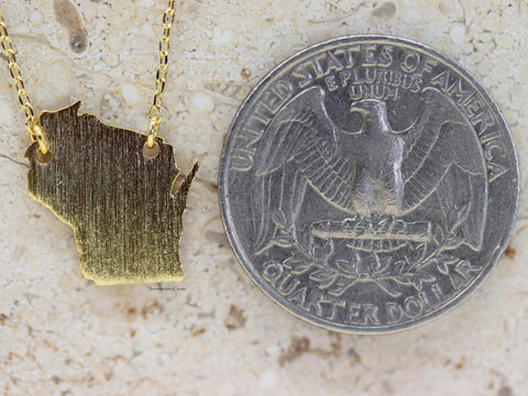 STG 18K Gold Plated Dainty Brushed Wisconsin State Pendant Necklace – Stylish & Unique State Jewelry for Wisconsin Lovers