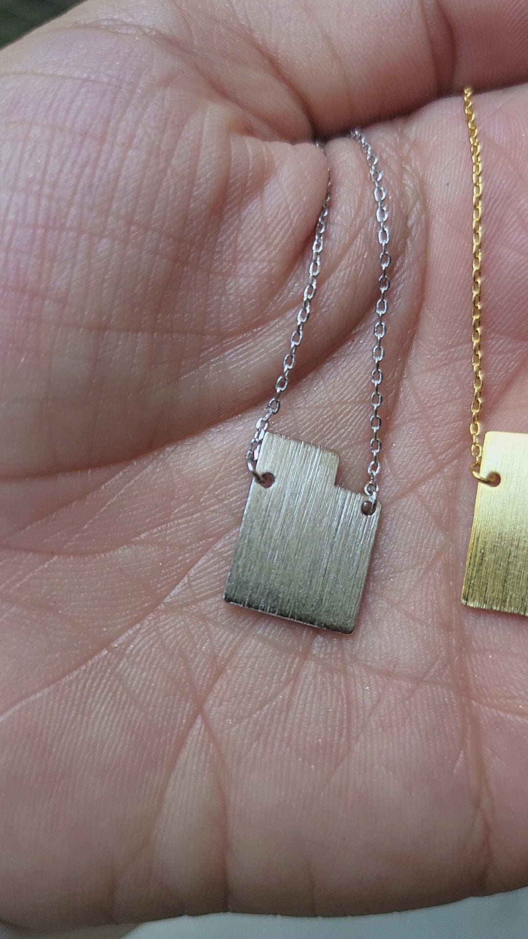 STG 18K Gold Plated Dainty Brushed Utah State Pendant Necklace – Minimalist State Pride Jewelry for Everyday Wear
