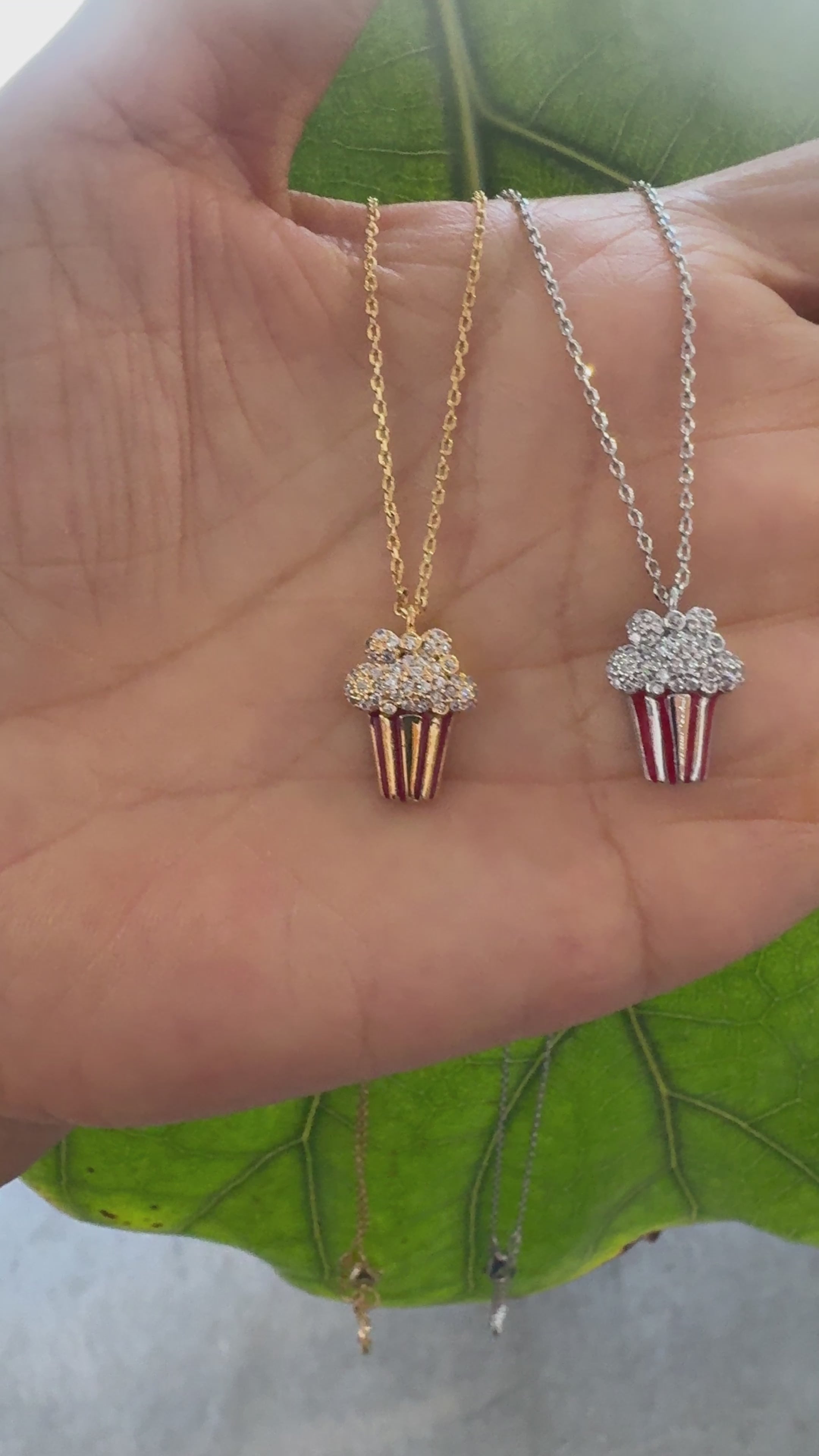STG 18K Gold Plated Sparkly Popcorn Pendant Necklace – Fun and Playful Jewelry for Movie Lovers and Snack Fans