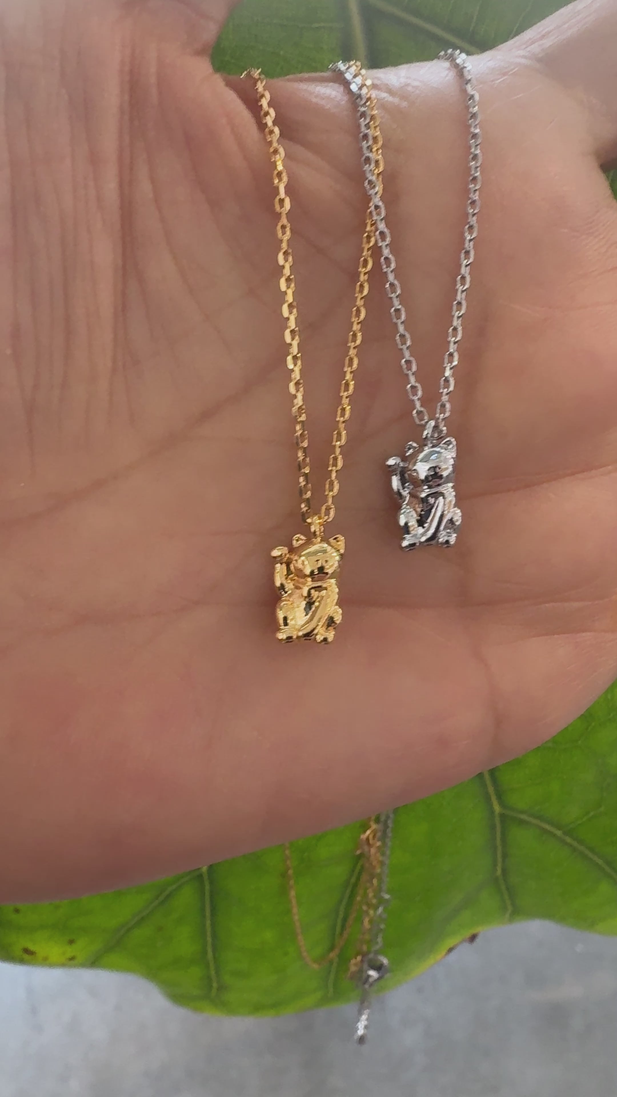 STG 18K Gold Plated Lucky Cat Pendant Necklace – Cute Good Luck Charm Jewelry for Positive Energy