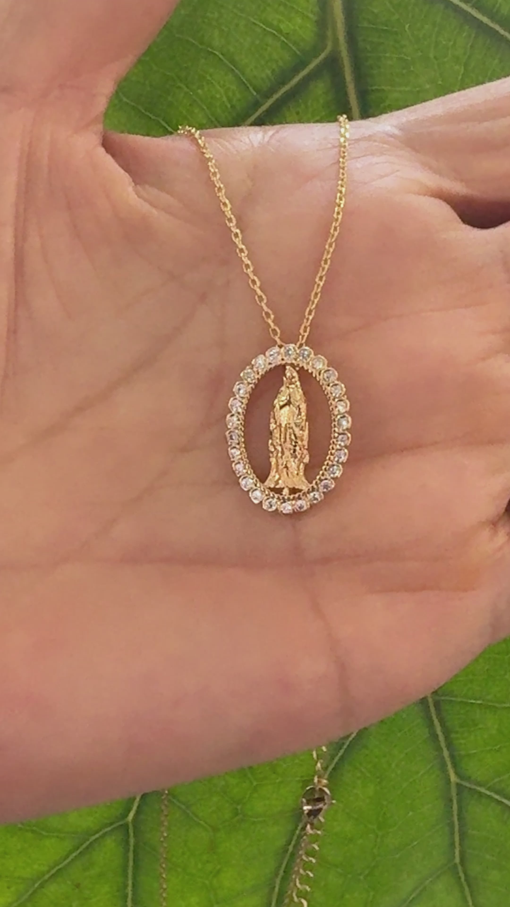 STG 18K Gold Plated Dainty Virgin Mary Statue Pendant Necklace – Elegant Catholic Jewelry for Faith, Grace & Protection